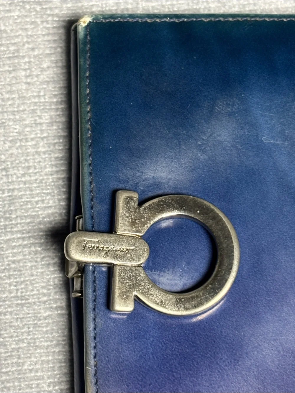 Ferragamo navy blue leather wallet #luxury #leathergoods